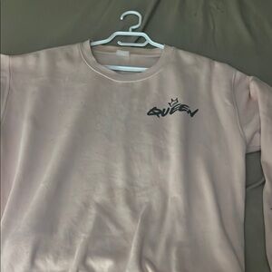 Kids Pink Queen Sweatshirt ( Not new never wear it )